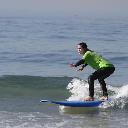 Hostel GetWet SurfCamp II Costa da Caparica Exterior foto
